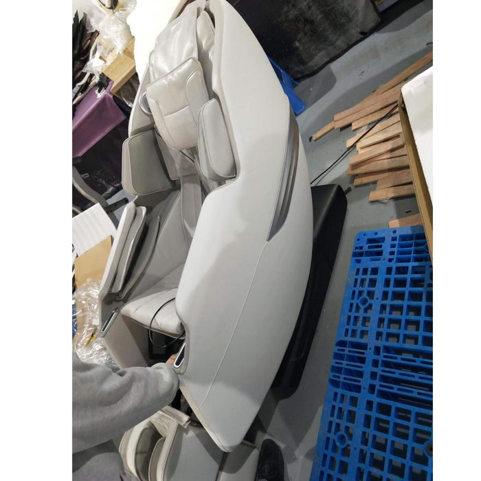 MS-357 Massage Chair | Fits people of all heights.