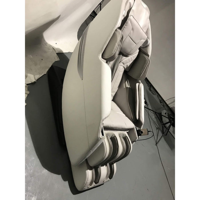 MS-357 Massage Chair | Fits people of all heights.